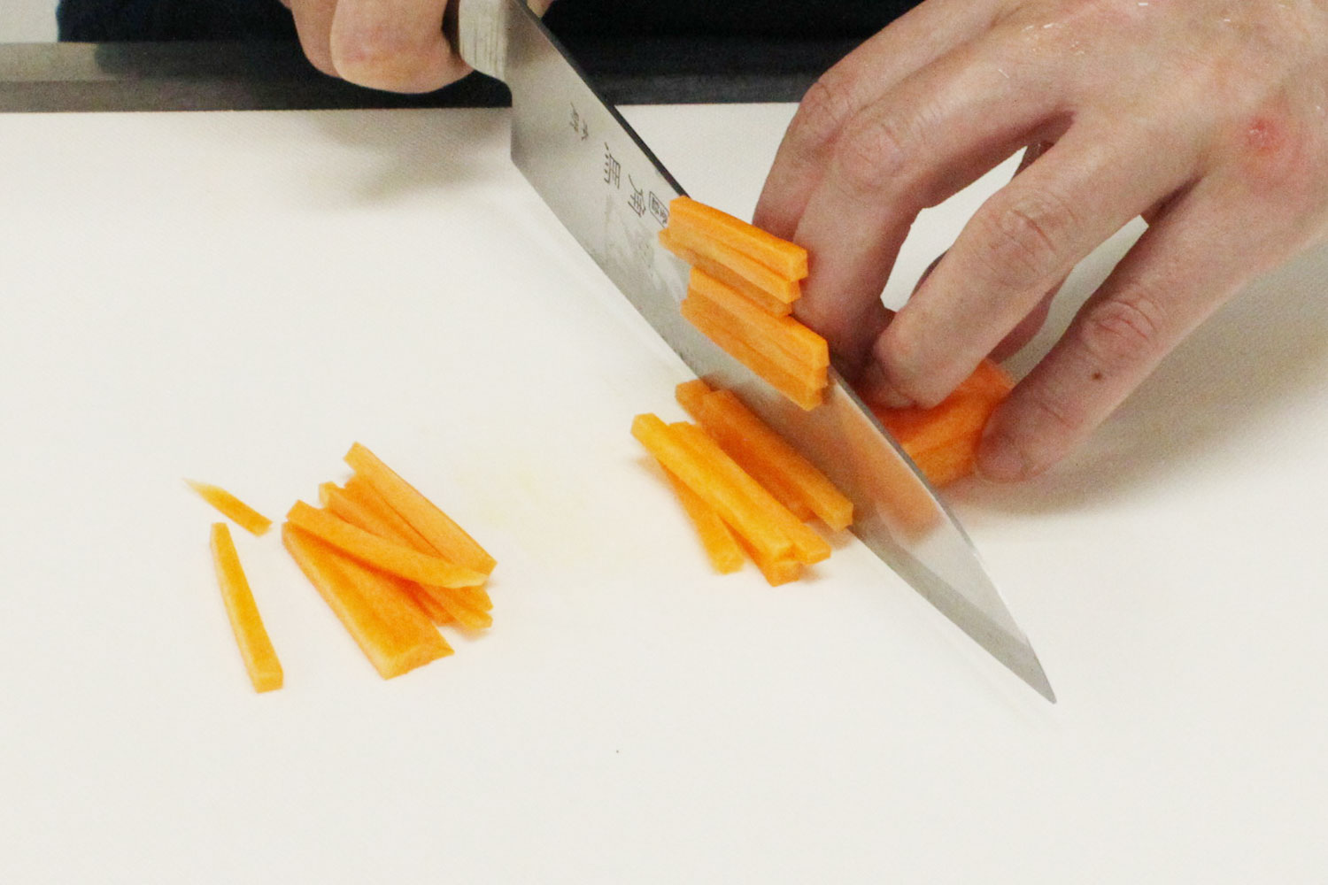 人参を切る