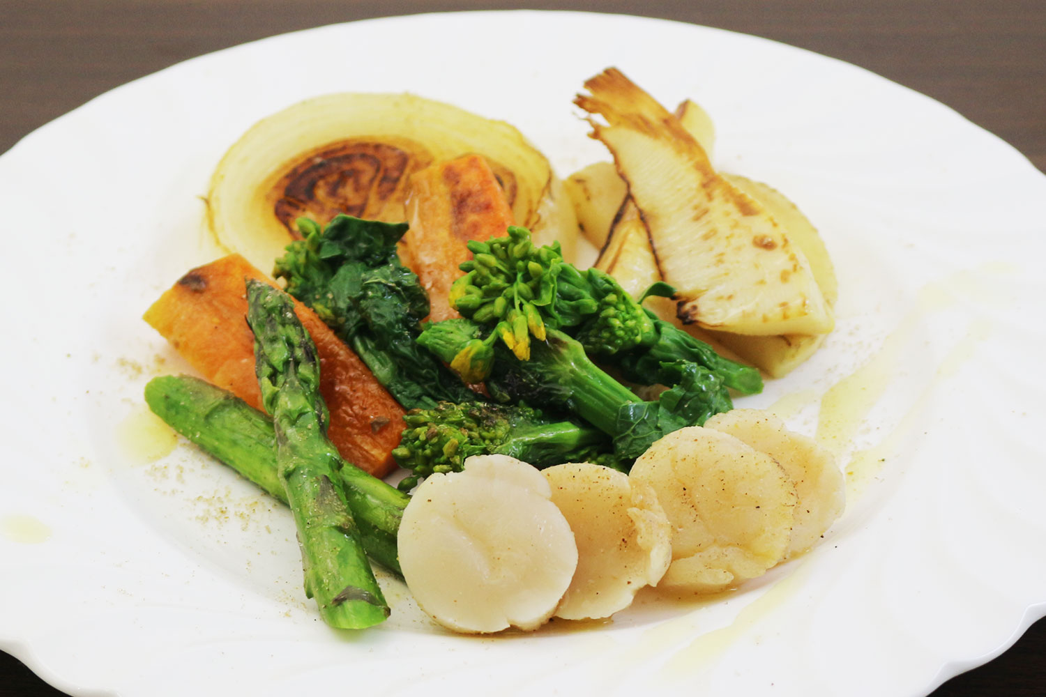 焼き筍と春野菜のサラダ