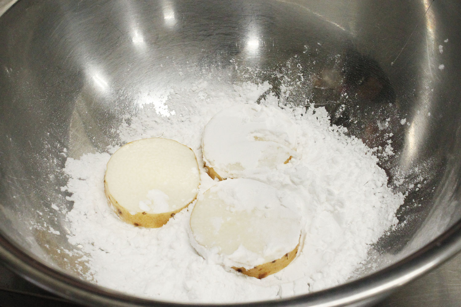 片栗粉はたっぷり付ける